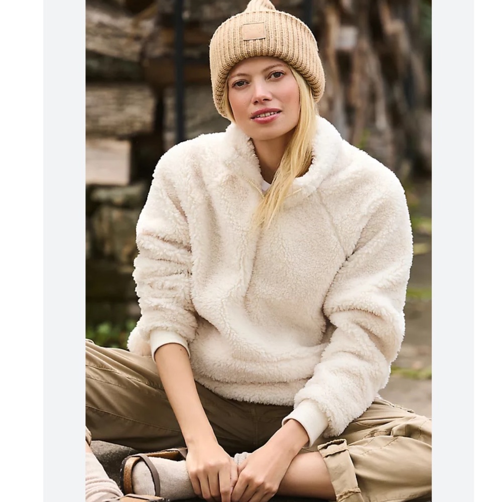 Beyond Yoga Cream Sherpa Half-Zip Pullover - Picture 2 of 13